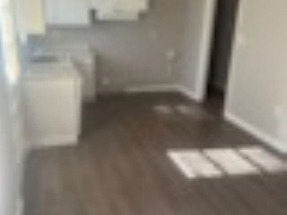 2nd image of 3949 Plymouth Ave