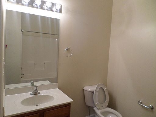 2nd image of 100 Pinnacle Ct APT 815