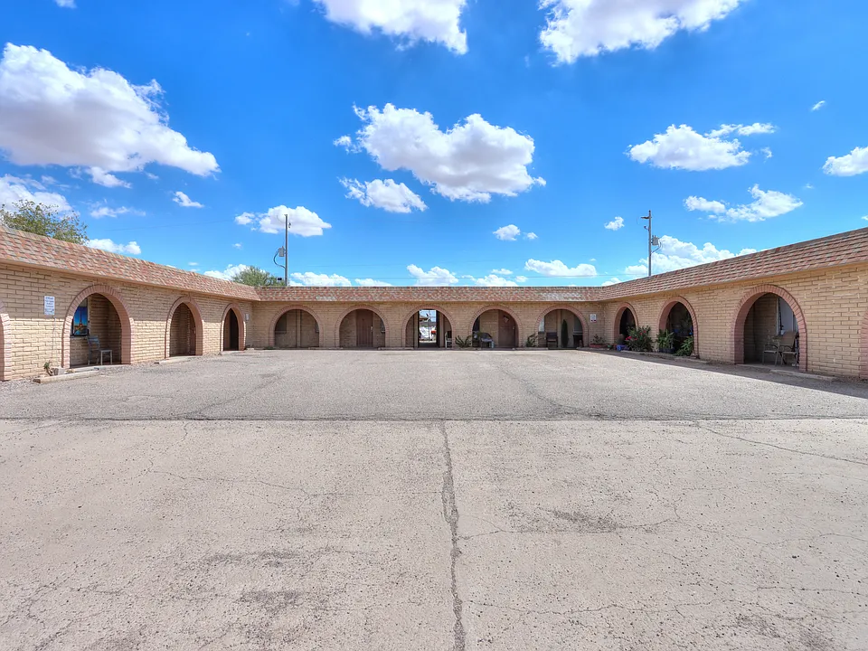 4215 N Granada Dr #6