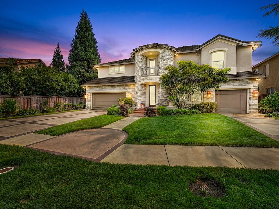 1st image of 108 Alicante Ct