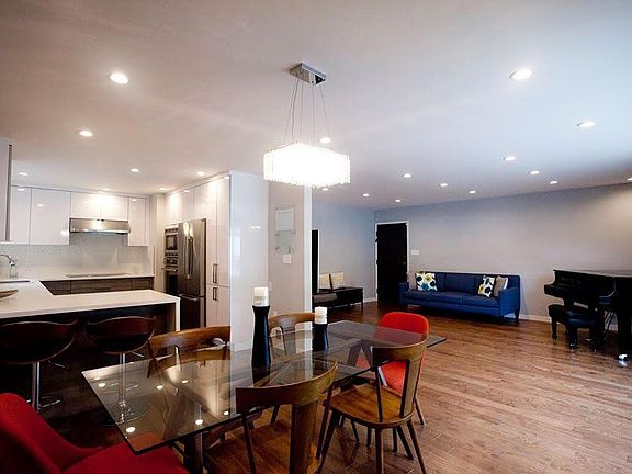 3rd image of 131 Canterbury Ave
