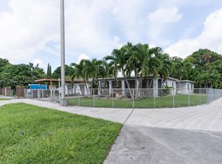 691 E 17th St, Hialeah, FL 33010