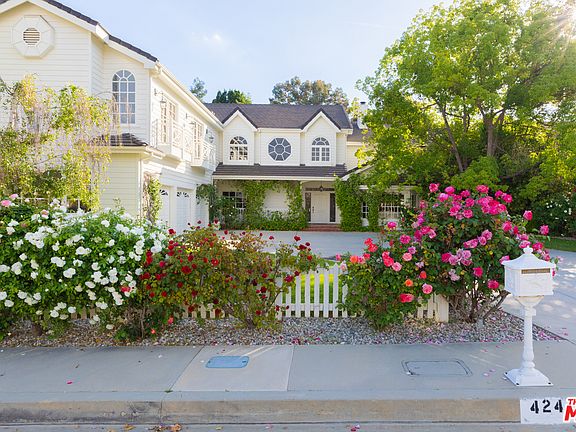 4th image of 4249 Tarzana Estates Dr