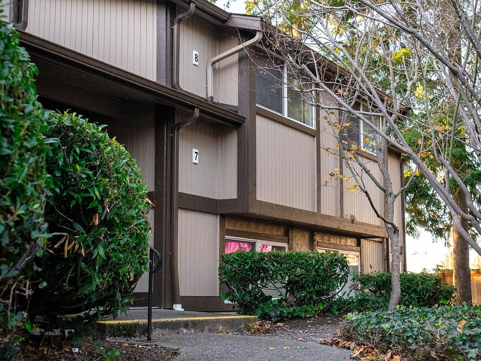 1st image of 4725 176th St SW