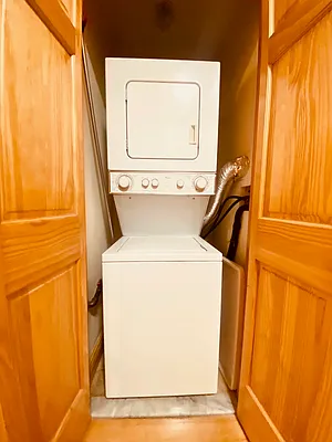 Rented by (LEGACY NOT ACTIVE) DiGiulio Group Real Estate, LLC | media 10