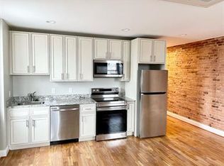 2843 N Calvert St #3B, Baltimore, MD 21218
