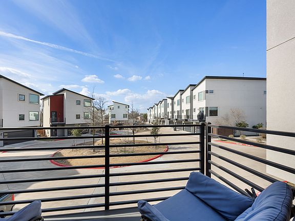 2nd image of 1417 Kramer Ln Unit 14