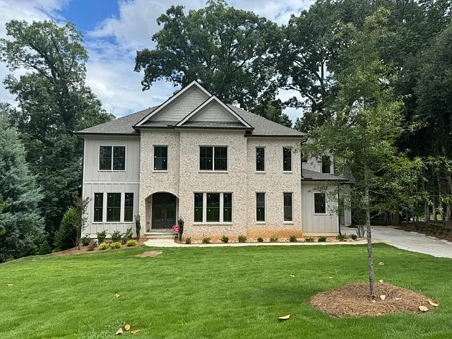 1886 Timothy Dr NE — Photo 1