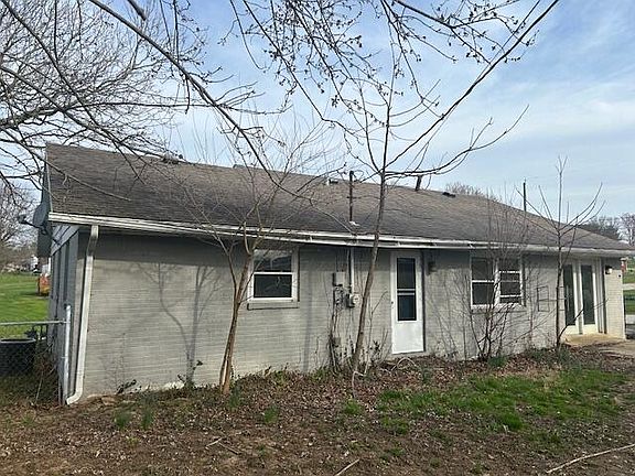 4th image of 1212 Woodburn Ave