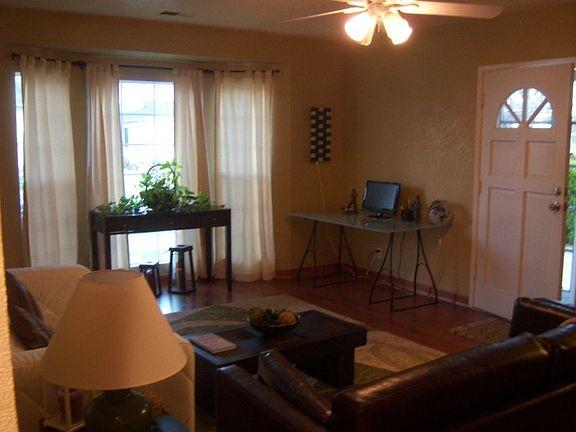 3rd image of 10369 Harvest Ave