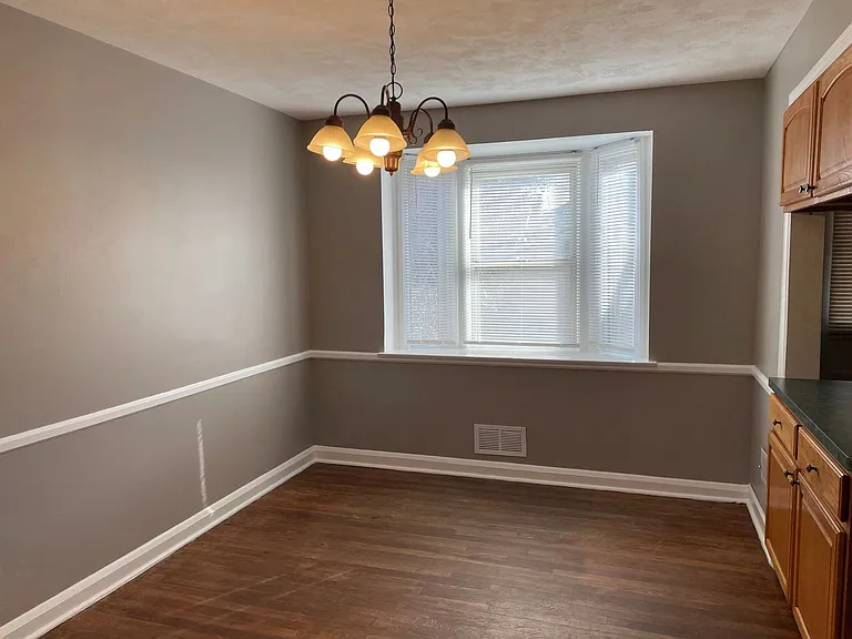 7325 Conley St — Photo 5