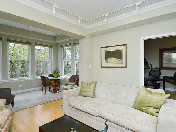 3rd image of 1512 W Olive Ave #2