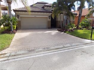 12094 Country Day Cir, Fort Myers, FL 33913