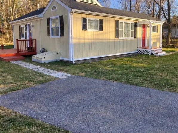 27 Morgan Rd, Holbrook, MA 02343