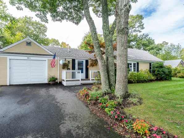 15 Sharon Road, South Yarmouth, MA 02664