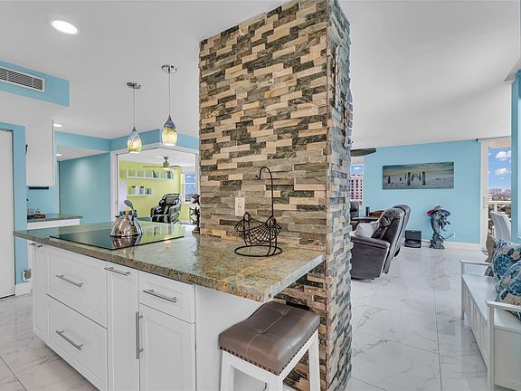 4th image of 3015 N Ocean Boulevard #9L
