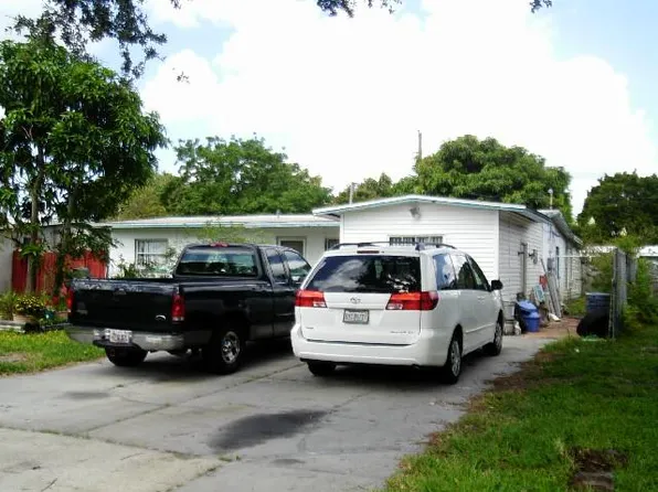 9280 54th Way N, Pinellas Park, FL 33782