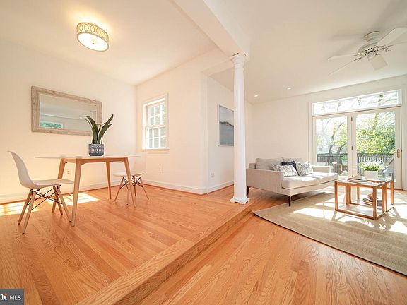 4th image of 208 N Glen Ave