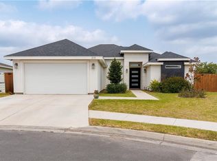 210 Paxton Dr, San Juan, TX 78589