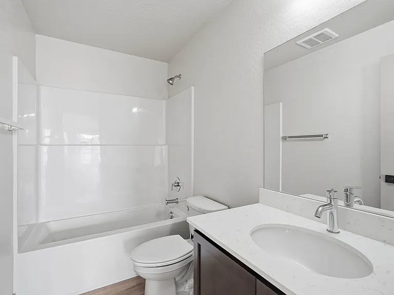 1808 N 15th St #101 — Photo 32