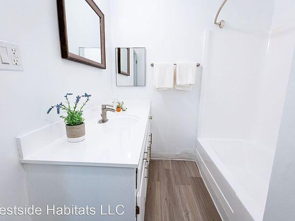 2nd image of 18424 Halsted St #26