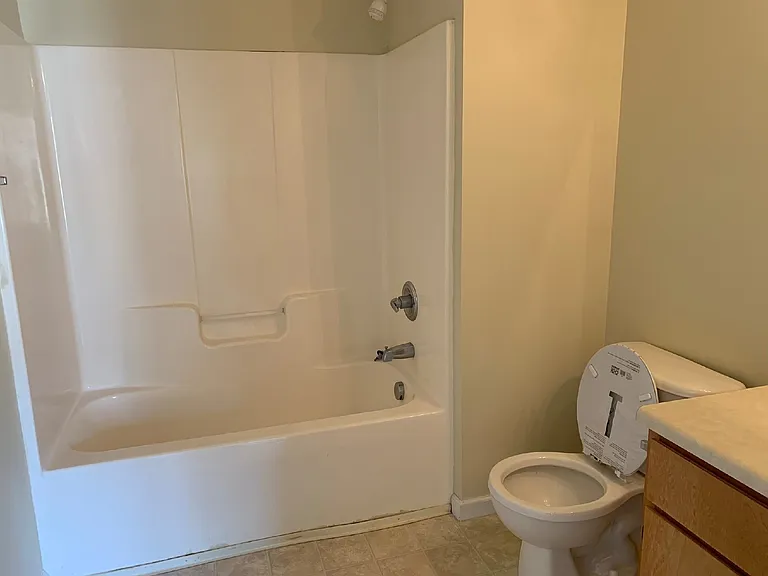 101 Hall St #121 — Photo 7