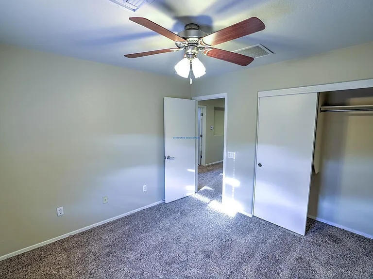 5793 S Cedar Ridge Rd — Photo 11