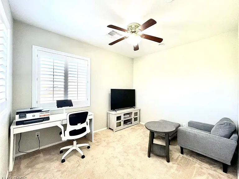 315 Carlisle Crossing St — Photo 22