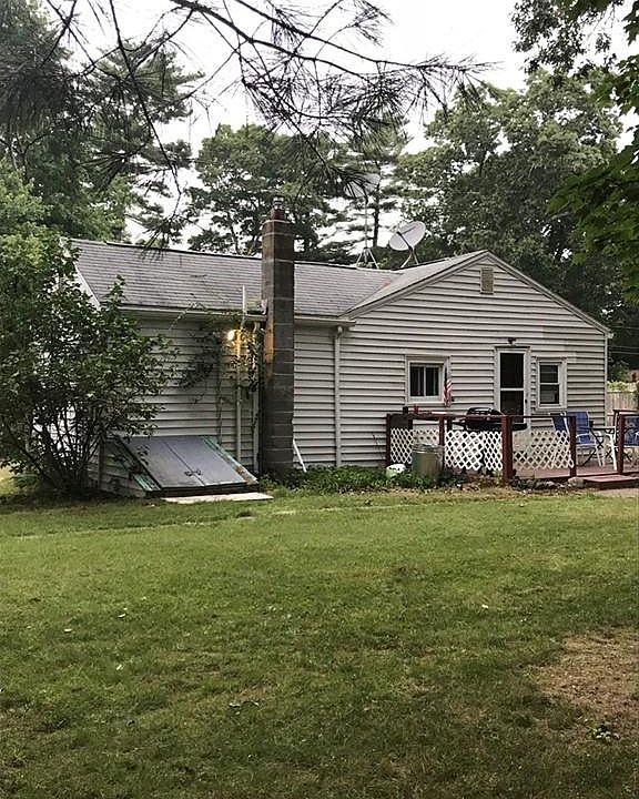2nd image of 9 Madison Rd