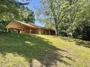 6108 Bud Barker Rd, Obion, TN 38240