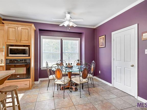 5th image of 10625 White Pine Dr
