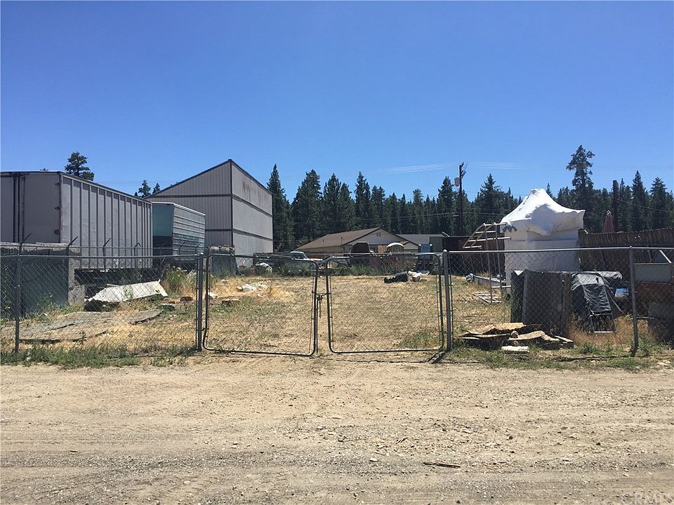 1st image of 618 W Country Club Blvd