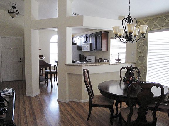 Dining Room/ Kitchen