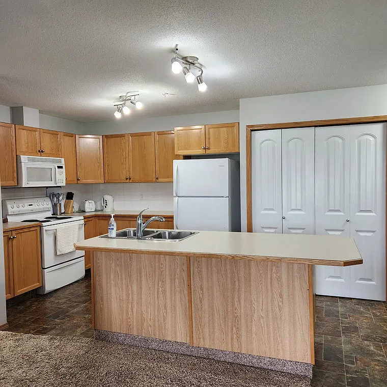1 bed, 700 sqft, $2,495 — Photo 1