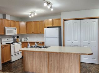 260 Duston St #101, Red Deer, AB T4R 3G5