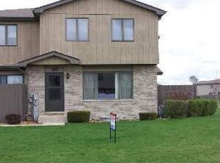 714 Sojourn Rd, New Lenox, IL 60451