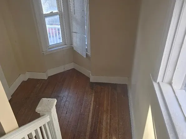 (undisclosed Address), Dorchester Center, MA 02124