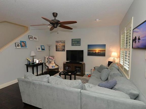3rd image of 5368 Penway Dr