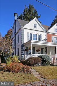 17 E High St, Lebanon, PA, 17042