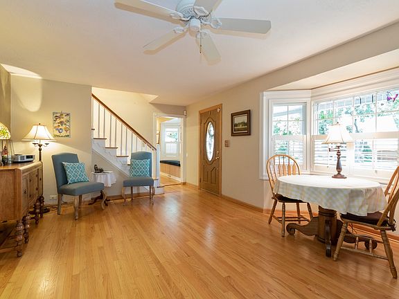 4th image of 9809 S 54th Ave