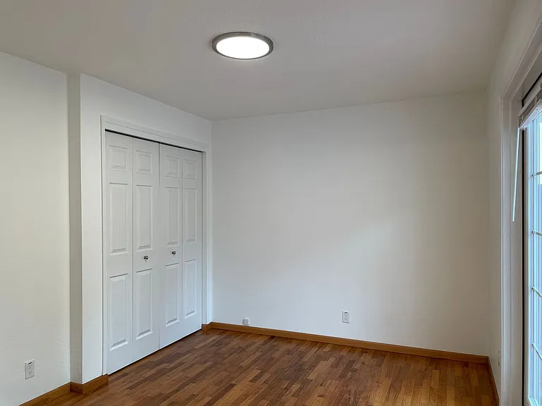 517 Eastwood Dr — Photo 11