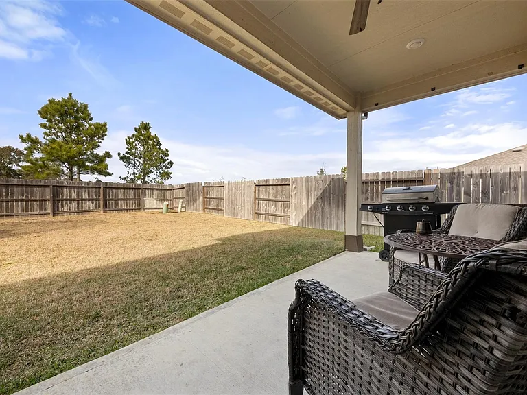13010 Red Blossom Cir — Photo 34