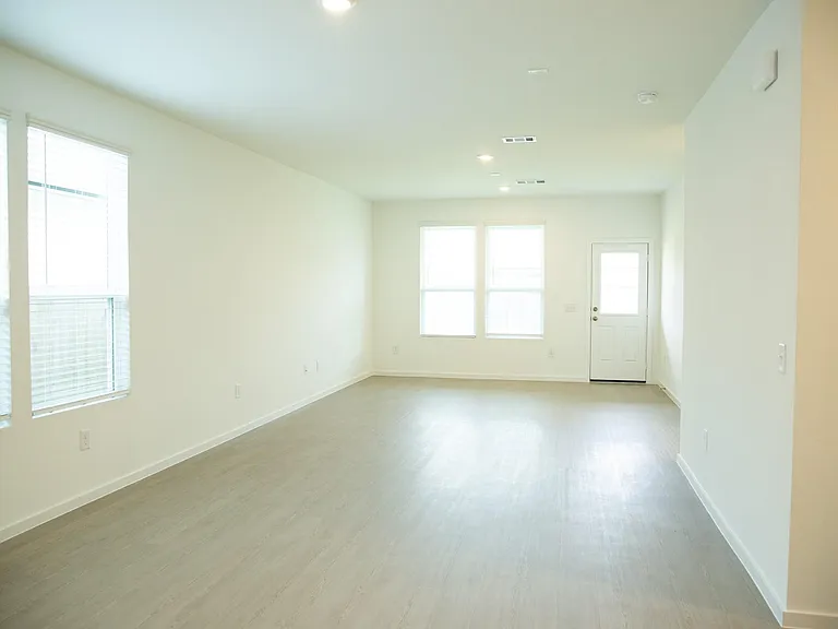 26255 Arrowleaf Dr — Photo 9