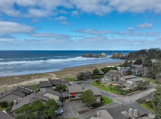 101 N Breakers Point Ct #101, Cannon Beach, OR