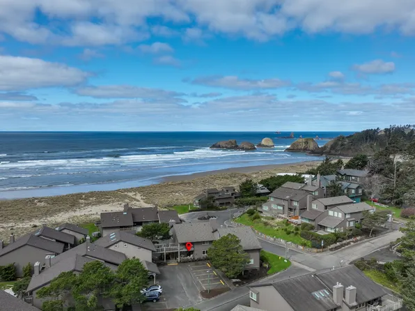 101 N Breakers Point Ct #101, Cannon Beach, OR 97110