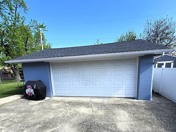 5th image of 2642 Kingston Ave