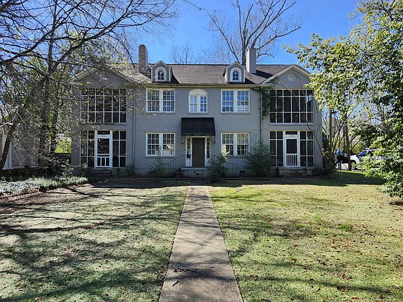 2nd image of 906 E Fairview Ave #904-B