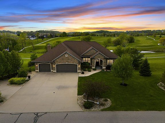 5th image of 2101 Wedgewood Dr