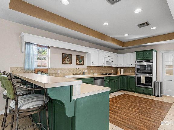 3rd image of 3316 Kessler Blvd
