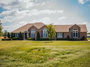 176 N 7th Hwy, Girard, KS 66743